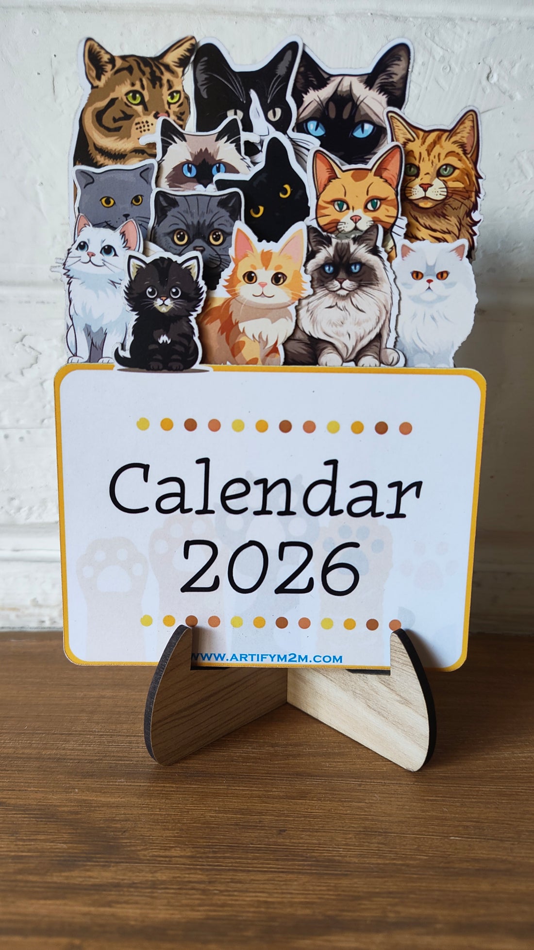 Interchangeable Desktop Calendar | Cats