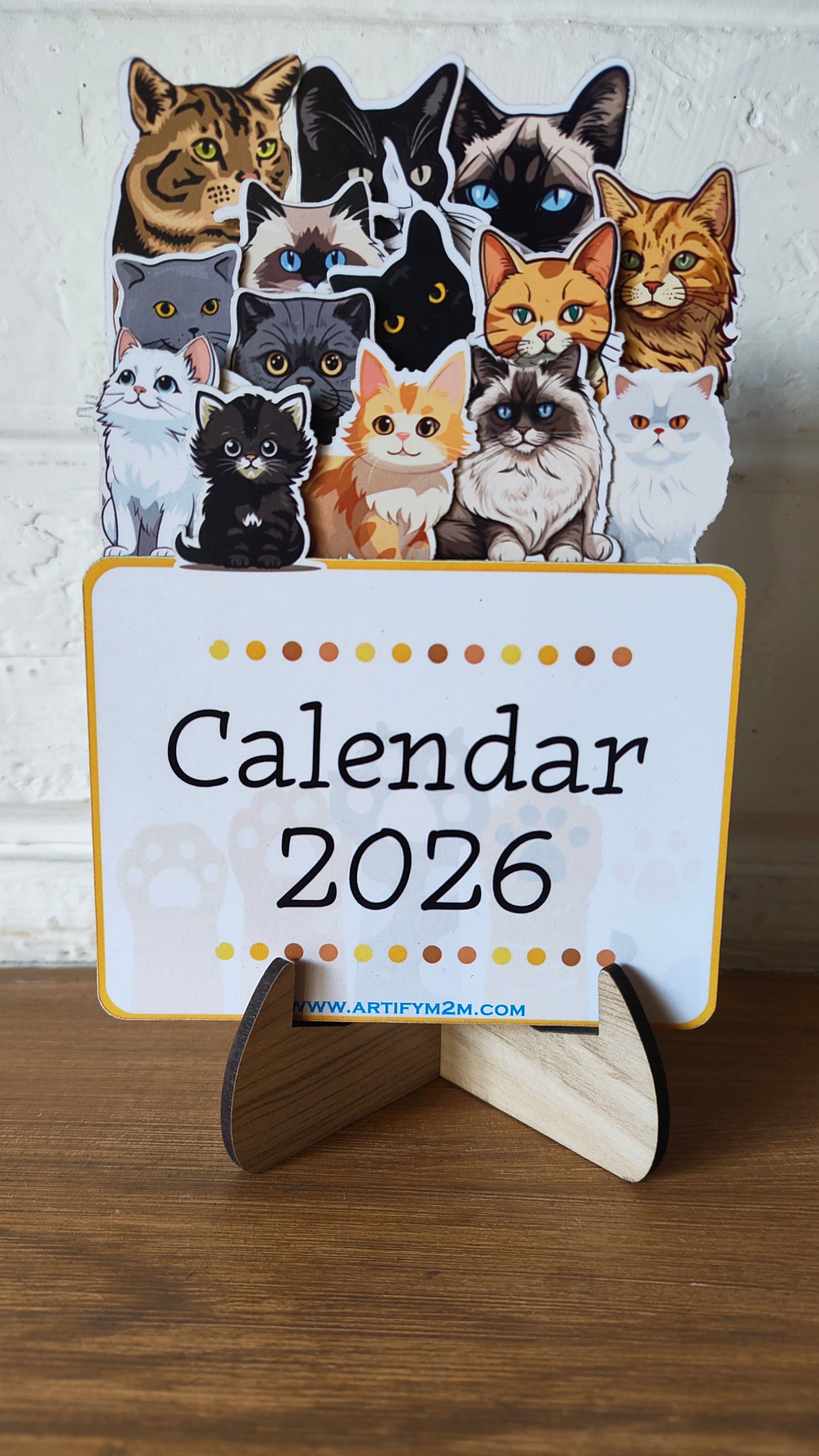 Interchangeable Desktop Calendar | Cats