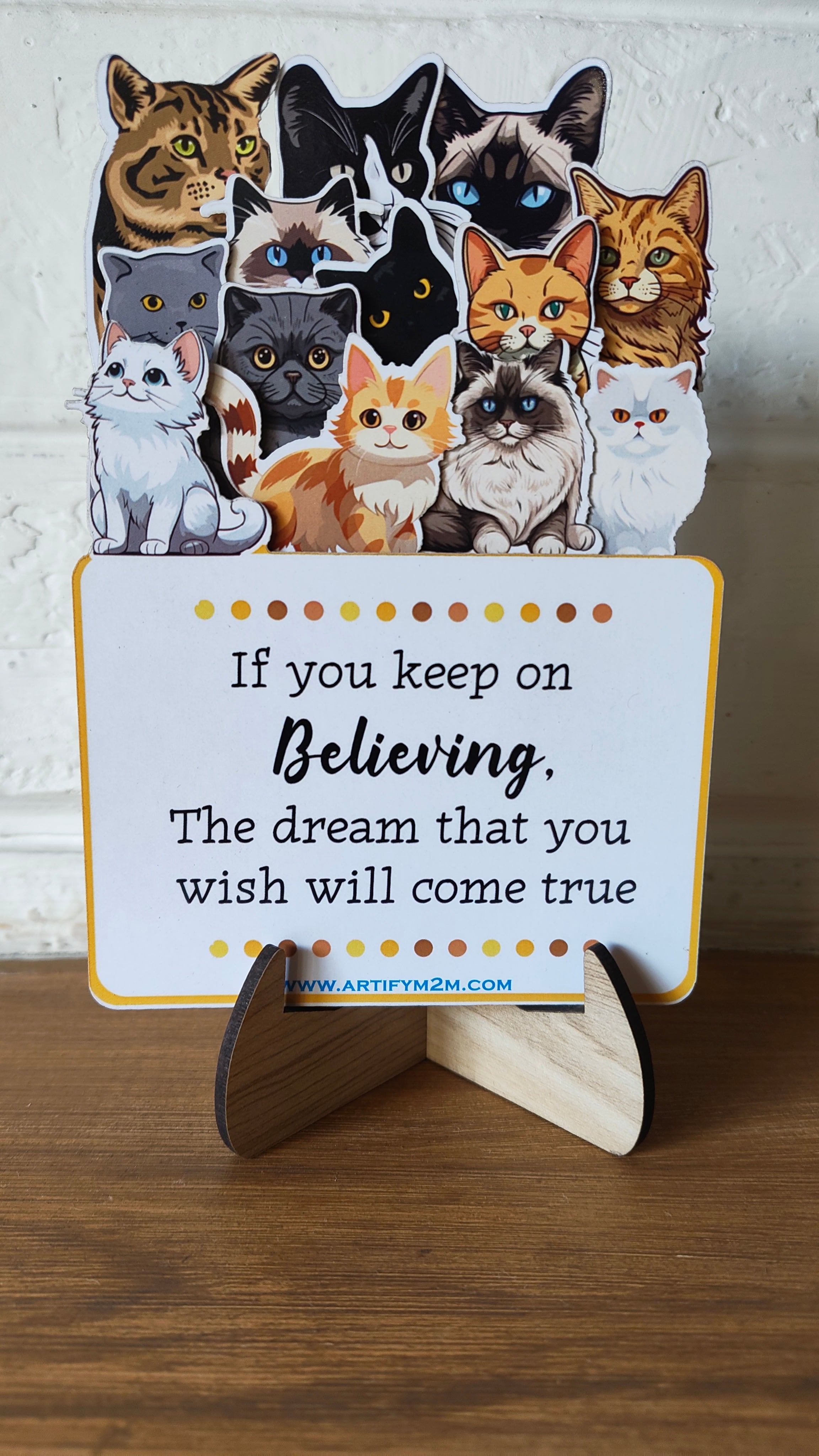 Interchangeable Desktop Calendar | Cats