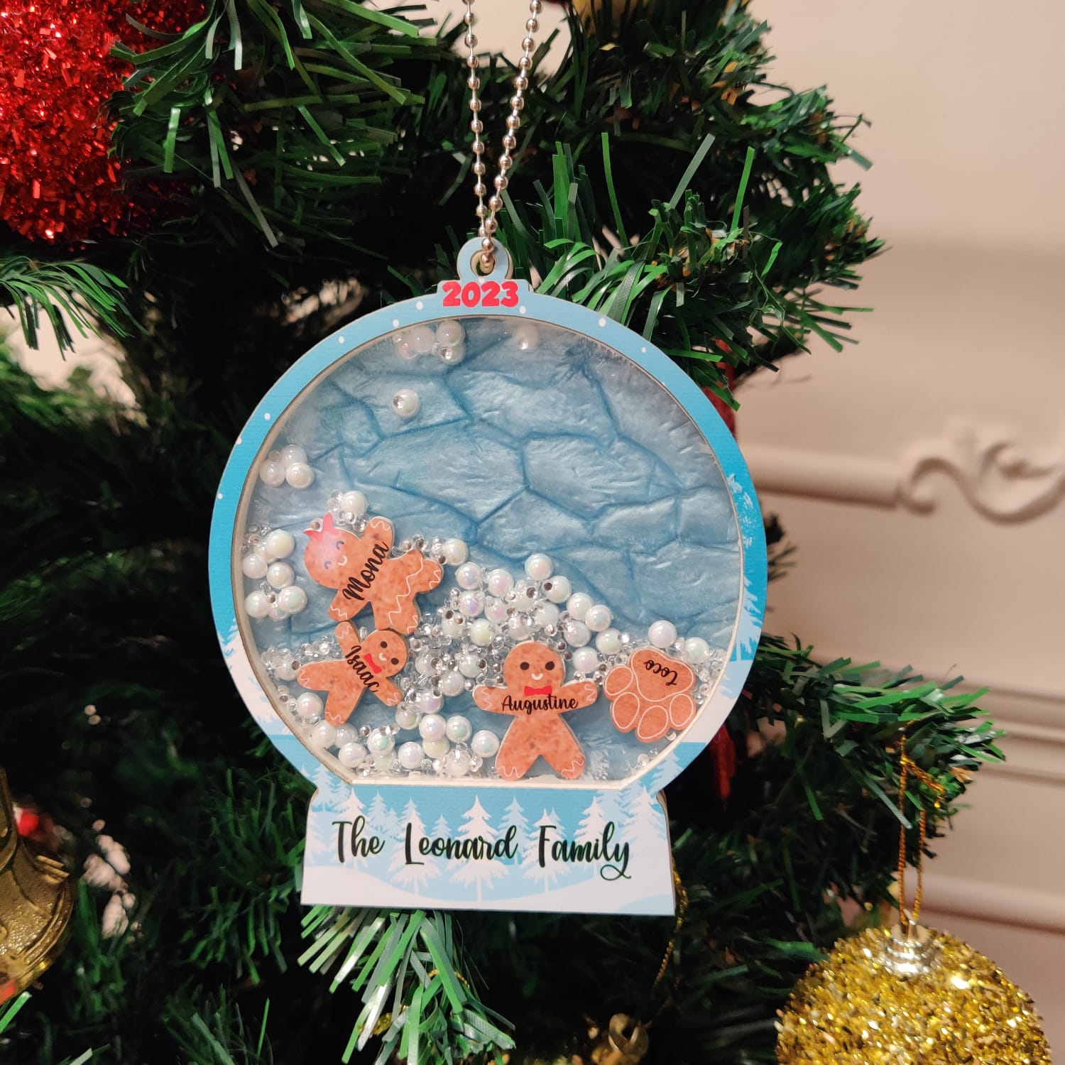 The Family Snowglobe Shaker | Christmas Premium Ornament