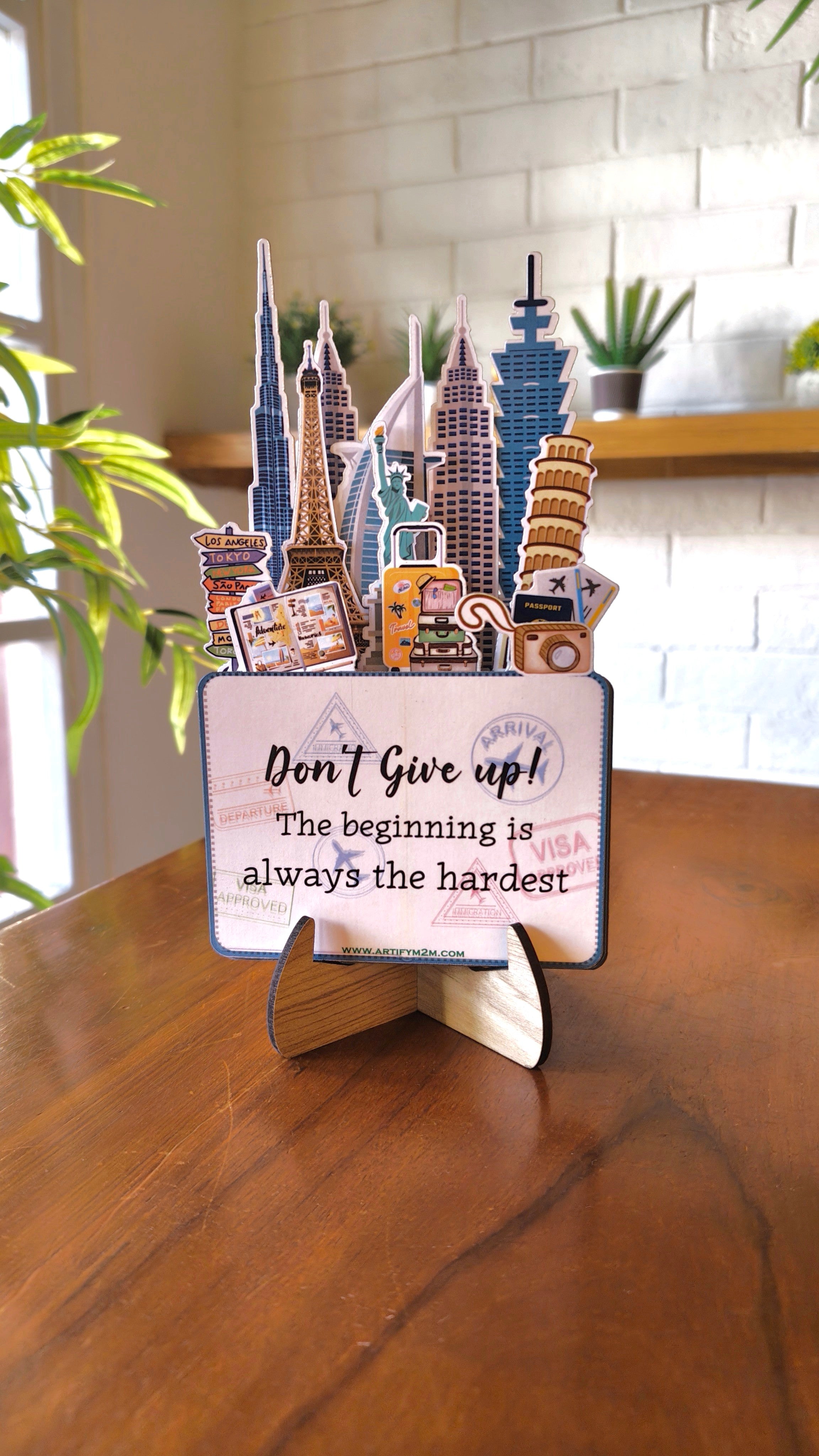 Interchangeable Desktop Calendar | Travel