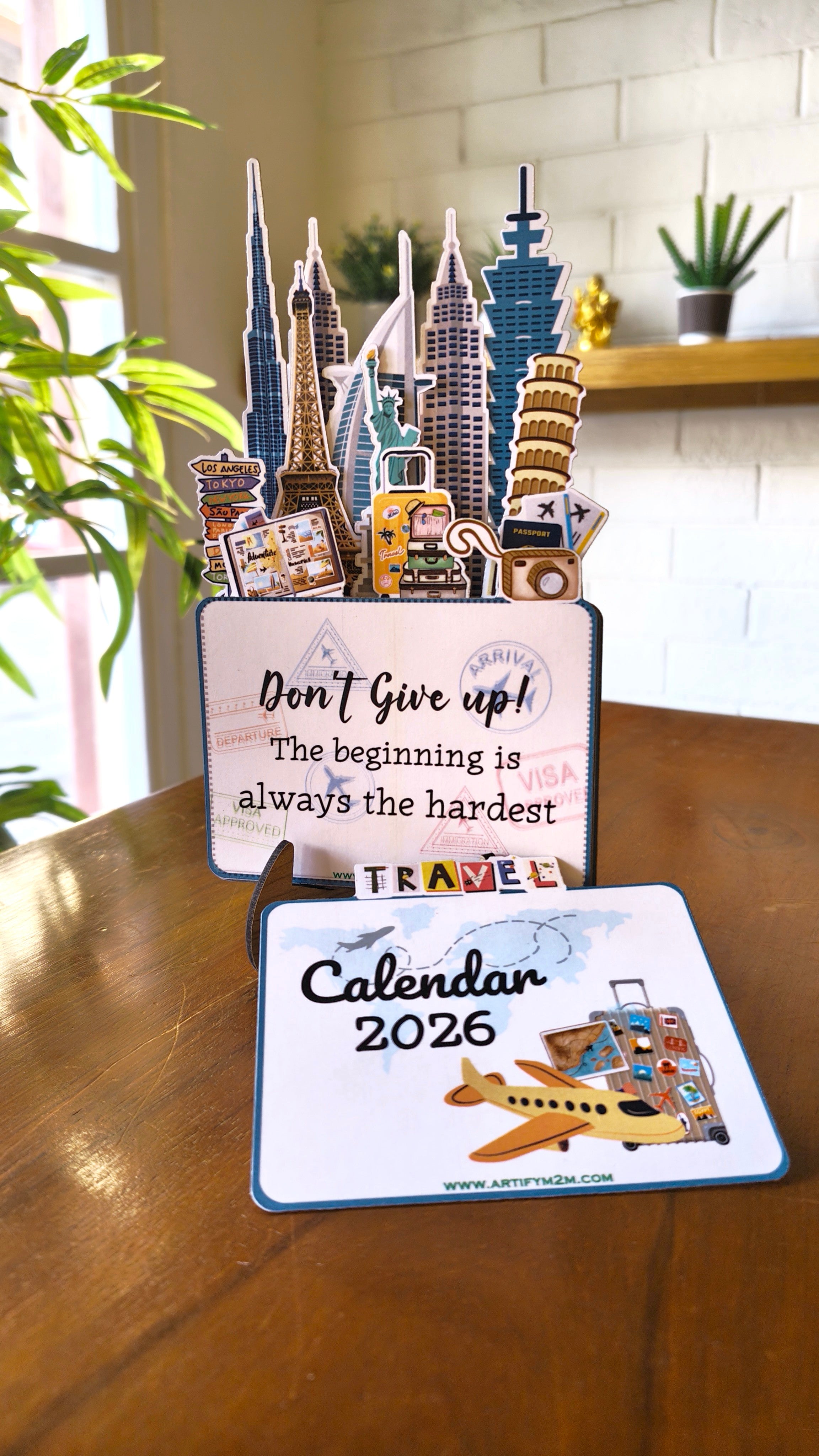 Interchangeable Desktop Calendar | Travel