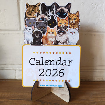 Interchangeable Desktop Calendar | Cats
